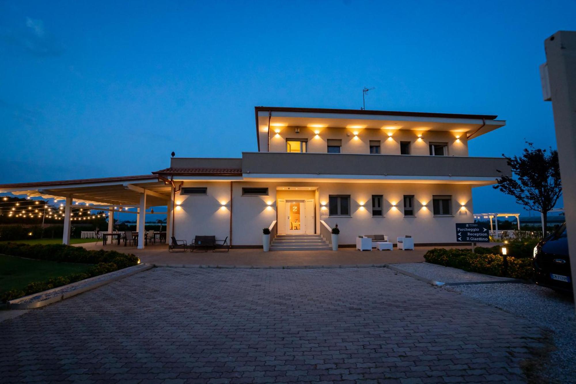 Villa Zefiro Suites & Events Баттіпалья Екстер'єр фото